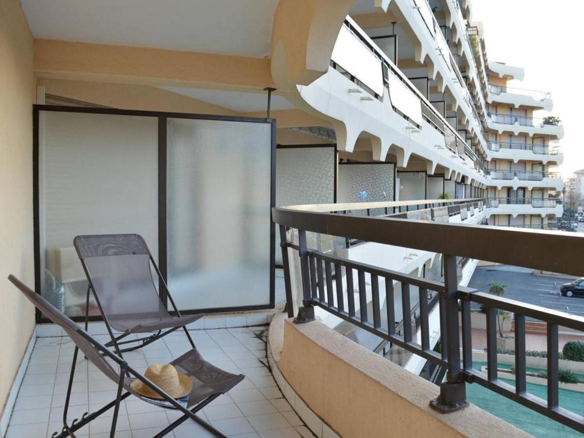 Fréjus, 2 Pièces, 4 Personnes - Fr-1-226a-22