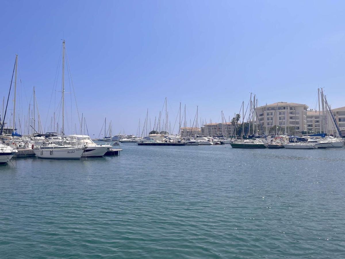Appartement Fréjus, 2 Pièces, 4 Personnes - Fr-1-226a-22